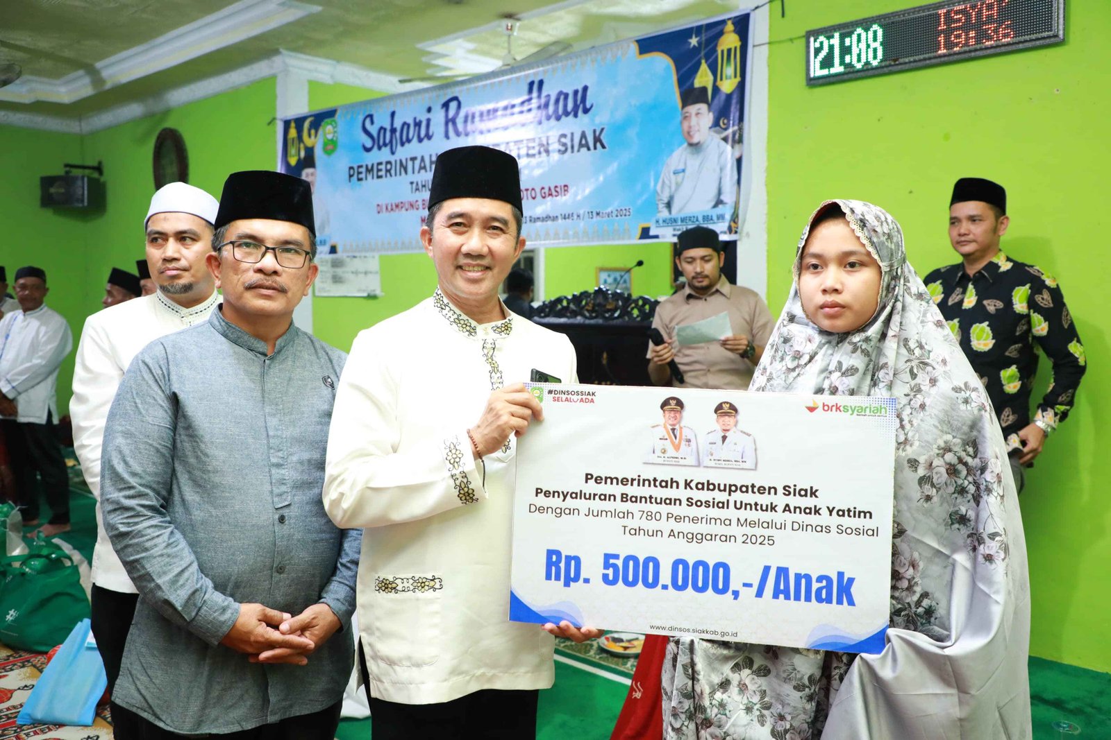GELAR SAFARI RAMADAN. PLH SEKDA SIAK  FAUZI ASNI UCAPKAN TERIMAKASI KEPADA WARGA KOTO GASIB