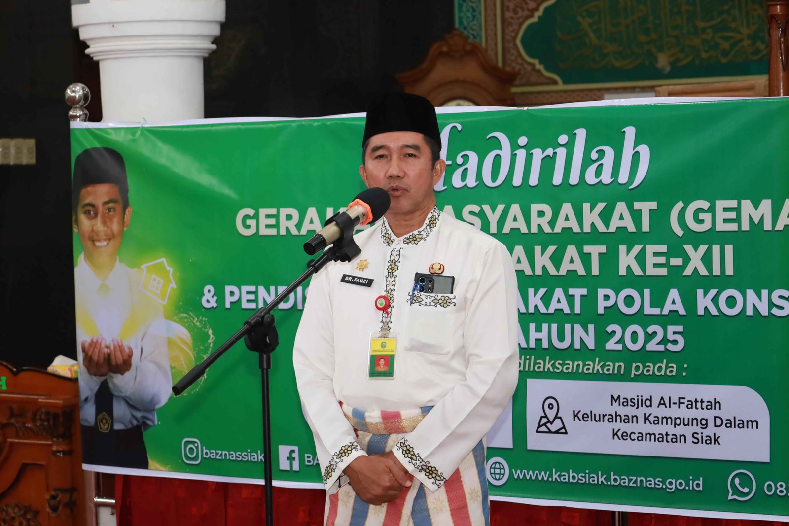 PLH SEKDA SIAK FAUZI ASNI AJAK MASYARAKAT BERZAKAT MELALUI BAZNAS