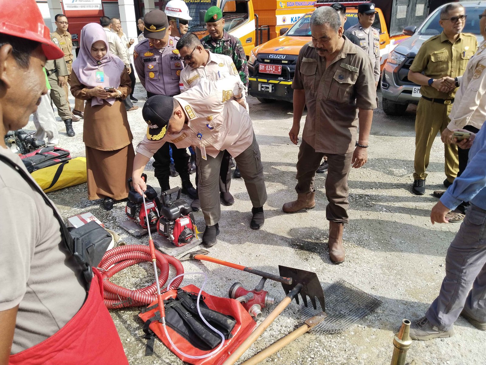 Camat kotogasib, laksanakan Apel Siaga Pencegahan Kebakaran Hutan dan Lahan (Karhutla) Kecamatan Koto Gasib Tahun 2025