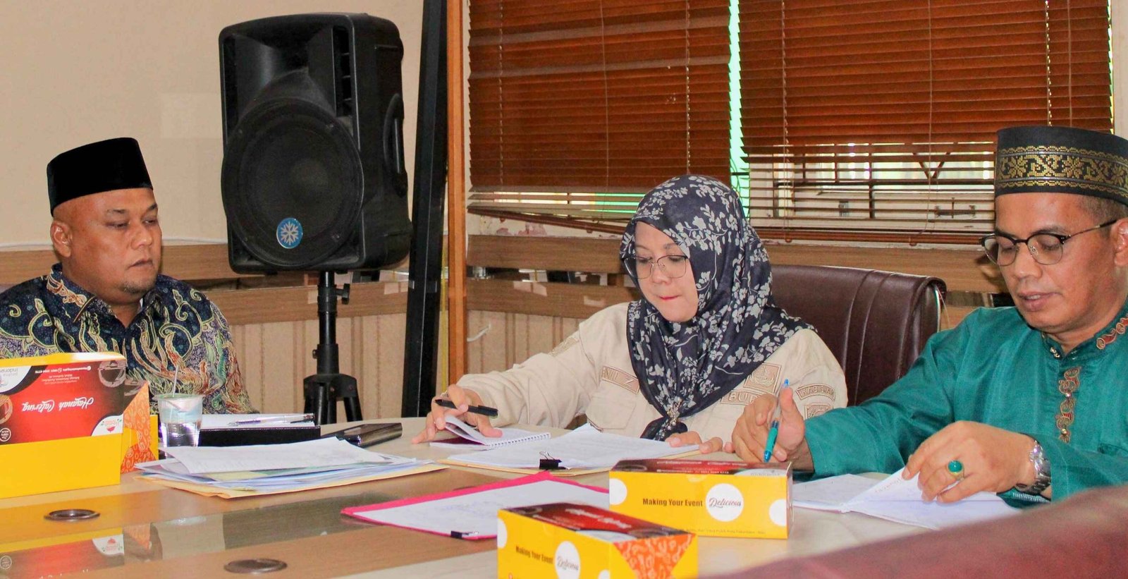 Atasi Konflik Lahan di siak,  Bupati Siak temuai DLHK Riau