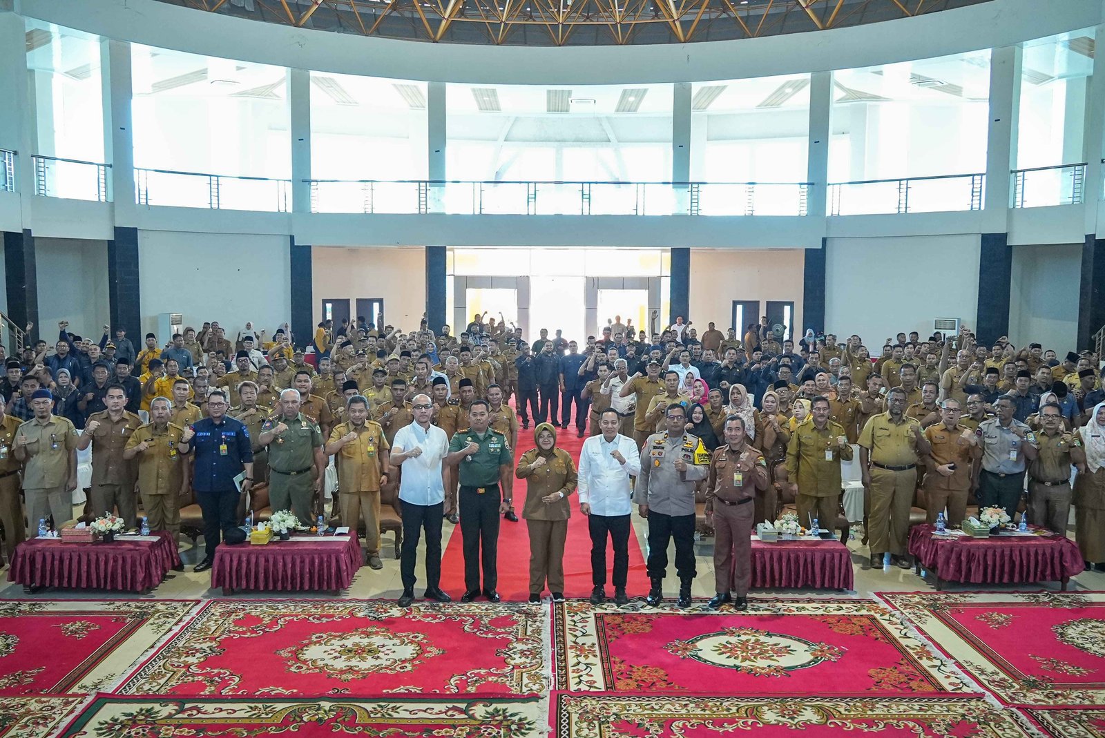 Bupati Afni Ingin Pembangunan di Mulai dari Kampung  