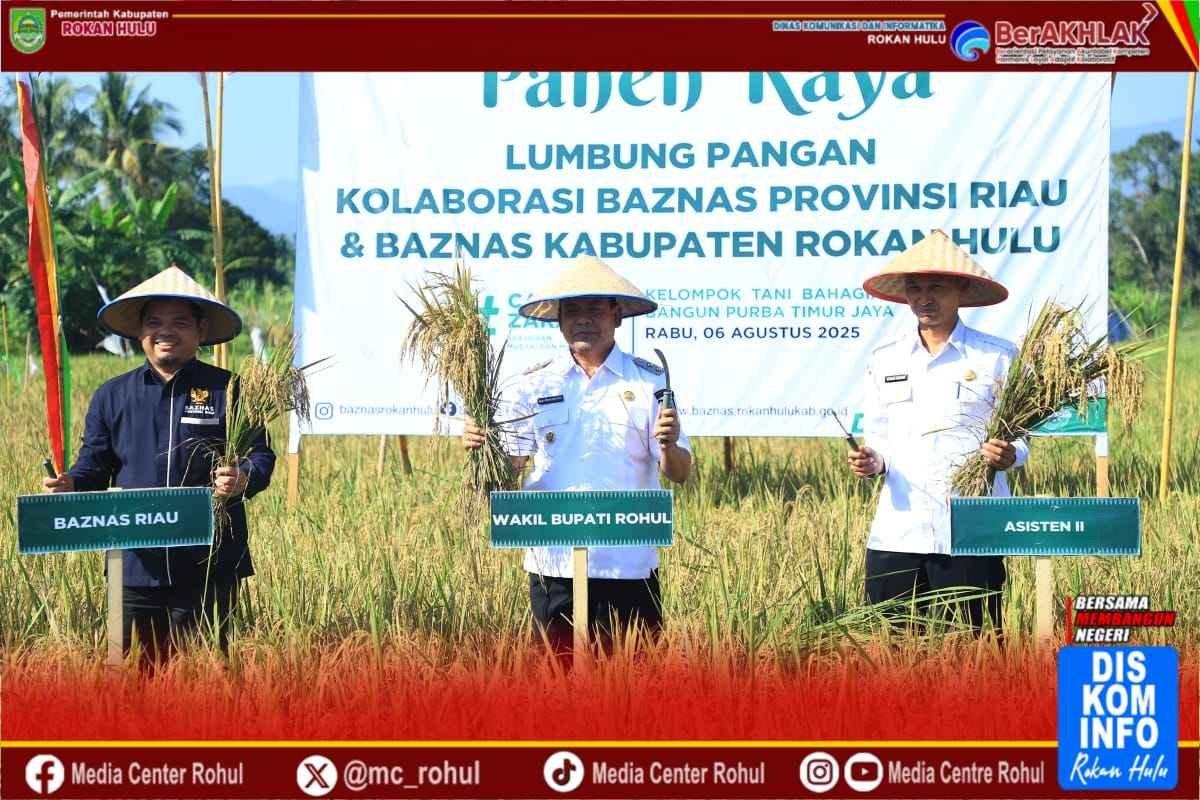 Wabup Syafaruddin Poti Hadiri Panen Raya "Lumbung Pangan" Program Pemberdayaan Ekonomi Masyarakat Desa.