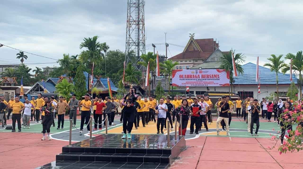 Polres Inhil Gelar Olahraga Bersama Wartawan dan Mahasiswa Meriahkan HUT RI ke-80