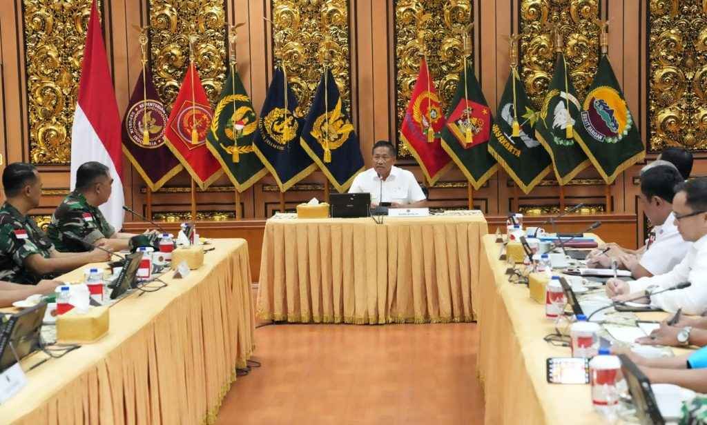 Wamenhan RI Lepas Satgas Kesehatan Gelombang Keempat ke Palestina, Lanjutkan Misi Kemanusiaan