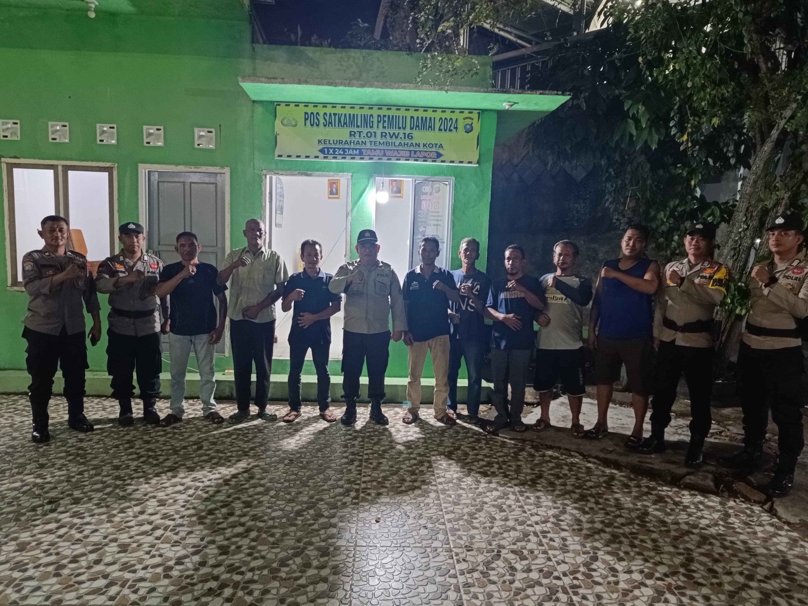 Kasat Binmas Polres Inhil AKP Cardi Edi Haryanto Cek Pos Satkamling di Tembilahan Kota