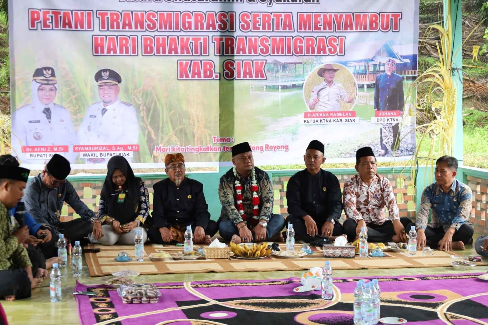 Wabup Siak Sampaikan Komitmen Dukung Petani Transmigrasi  