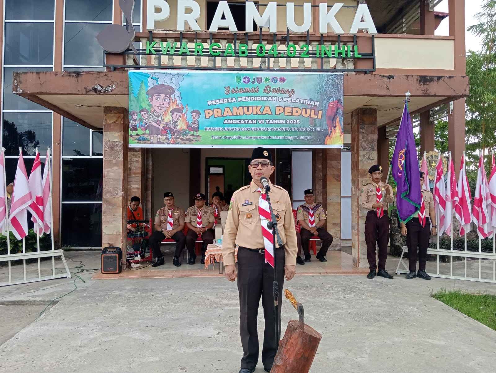 Ketua Harian Gerakan Pramuka Inhil, Ahmad Junaidi Buka DIKLAT Pramuka Peduli ke VI Tahun 2025.