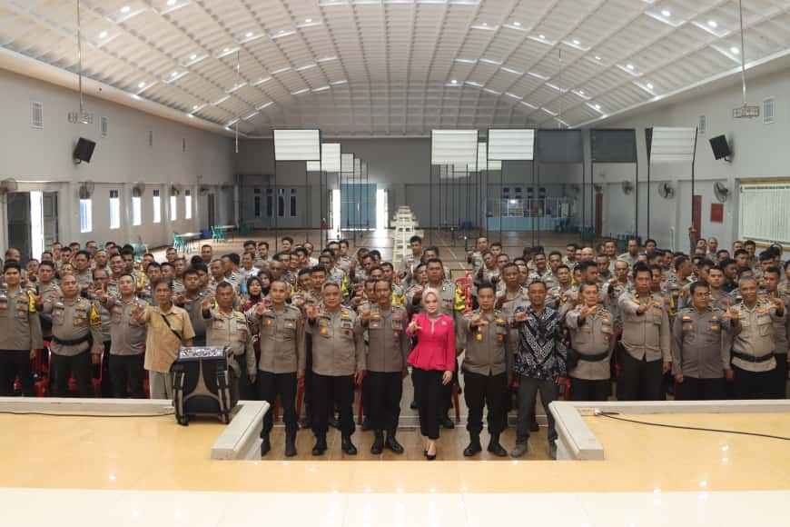 Personel Polres Inhil Dilatih Public Speaking