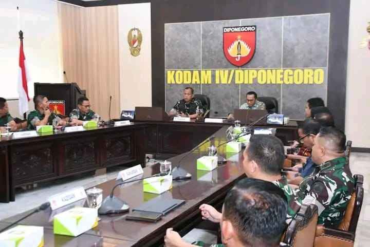 Kodam IV/Diponegoro dan PT Rajawali Nusantara Indonesia Tanda Tangani BAST Aset Kompensasi