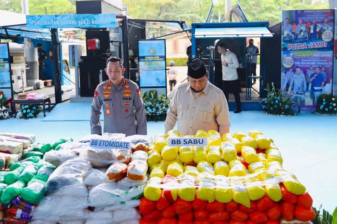 ‎Presiden RI Prabowo Subianto Musnahkan Barang Bukti 214,84 Ton Narkoba Selama Setahun Periode Pemerintahan