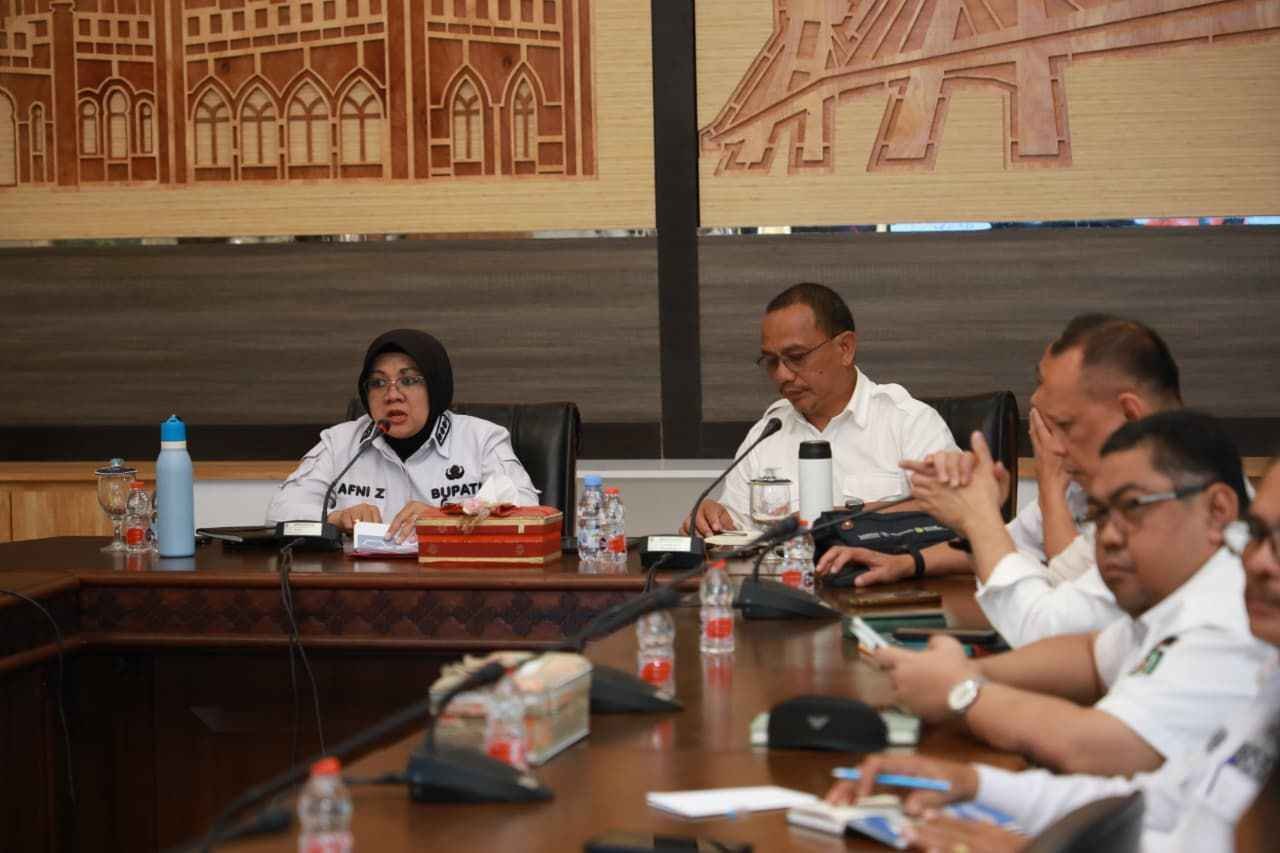 ‎Bupati Siak Dorong PSR, Jalan Perkebunan kelapa Sawit dan Beasiswa lewat BPDP