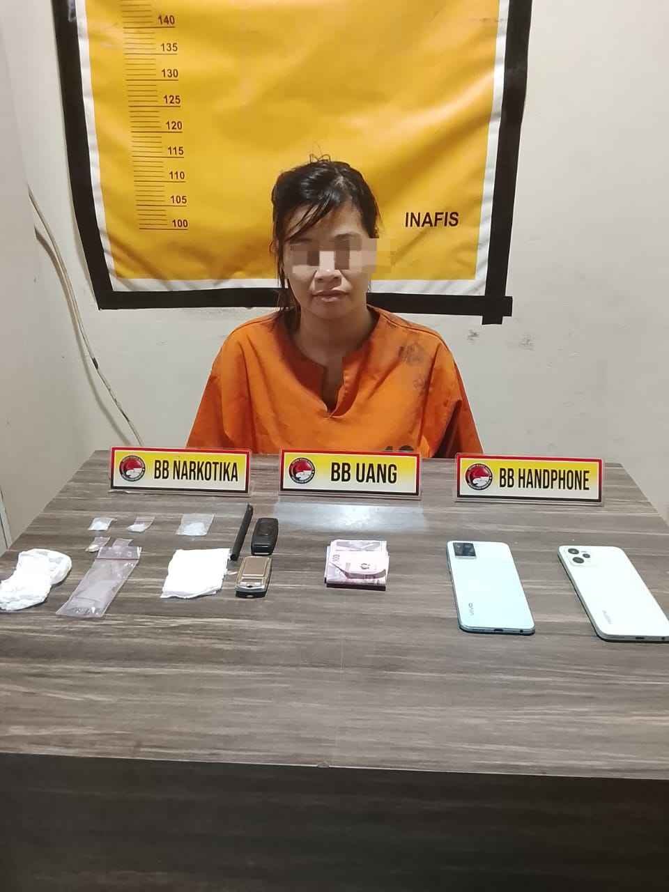 ‎Satresnarkoba Polres Inhil Amankan Seorang Wanita Pengedar Shabu dan Ekstasi