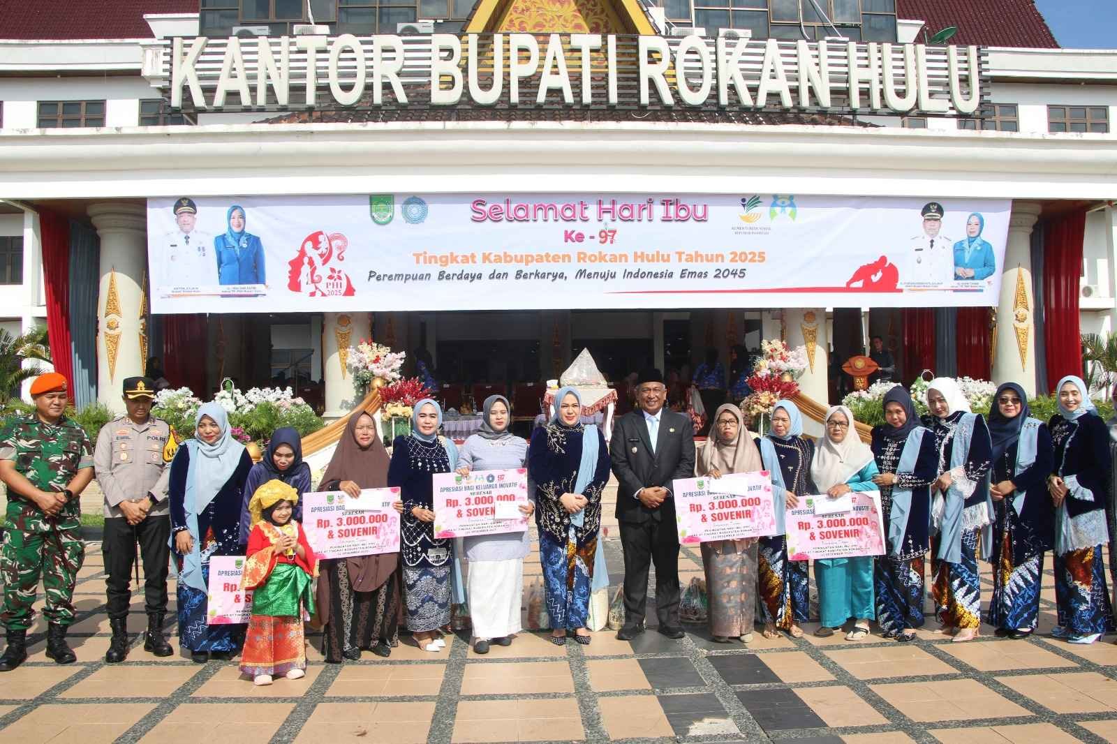 ‎*Kapolres Rokan Hulu Hadiri Upacara Peringatan Hari Ibu ke-97, Tegaskan Dukungan Polri terhadap Pemberdayaan Perempuan*
