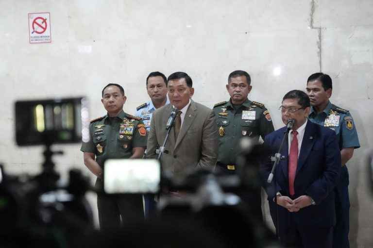 Menhan RI Hadiri Raker Komisi I DPR RI, Bahas Evaluasi Program Kemhan-TNI 2025 dan Rencana 2026