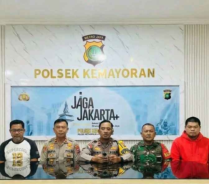 Bhabinkamtibmas dan Babinsa Minta Maaf Atas Tuduhan Es Gabus Berbahan Spons Ternyata Keliru. ‎