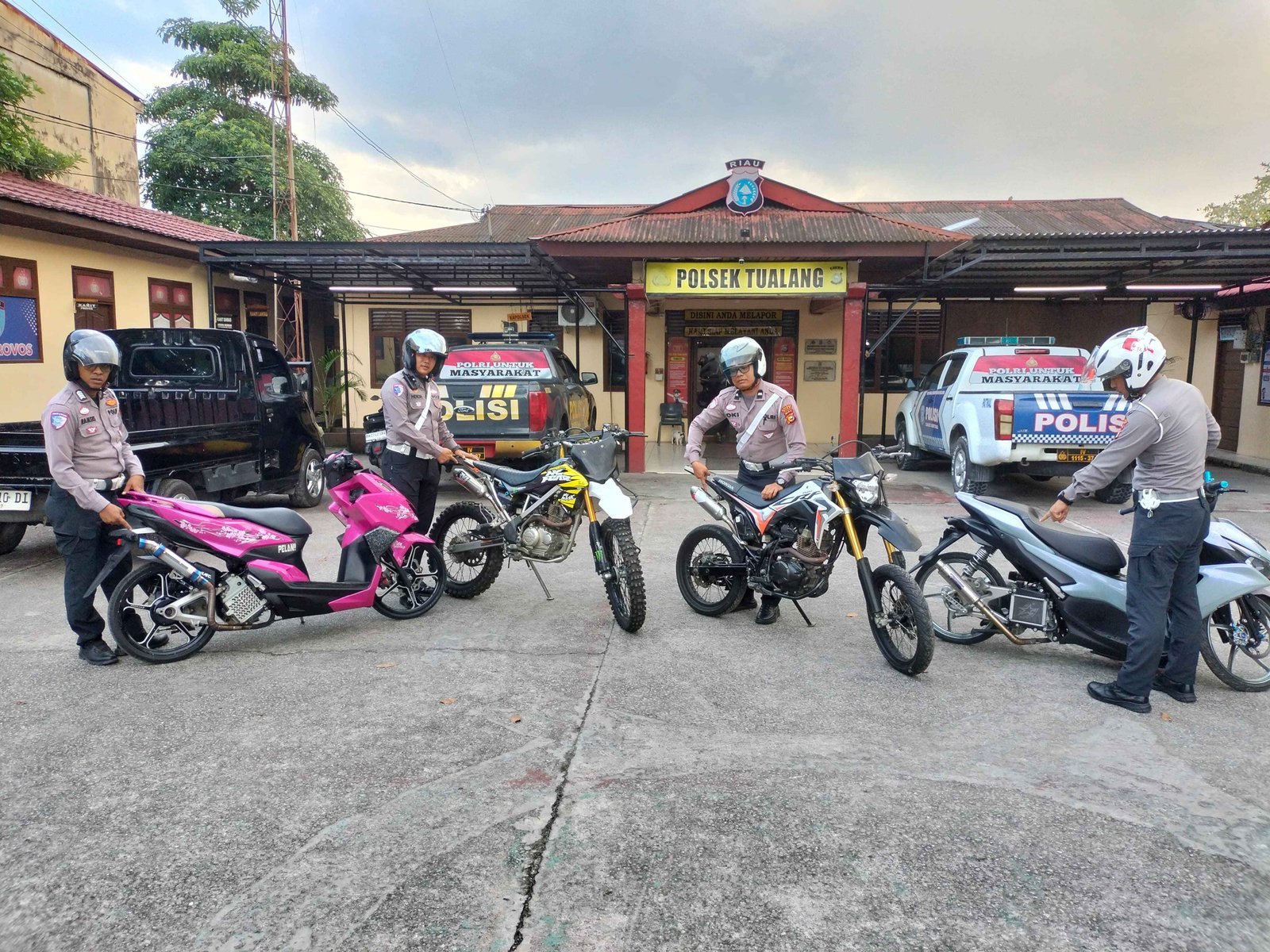 Operasi Keselamatan 2026, Sat lantas Polres Siak bersama unit lantas Polsek  Tualang Tindak tegas  4 Kendaraan Berknalpot Brong 