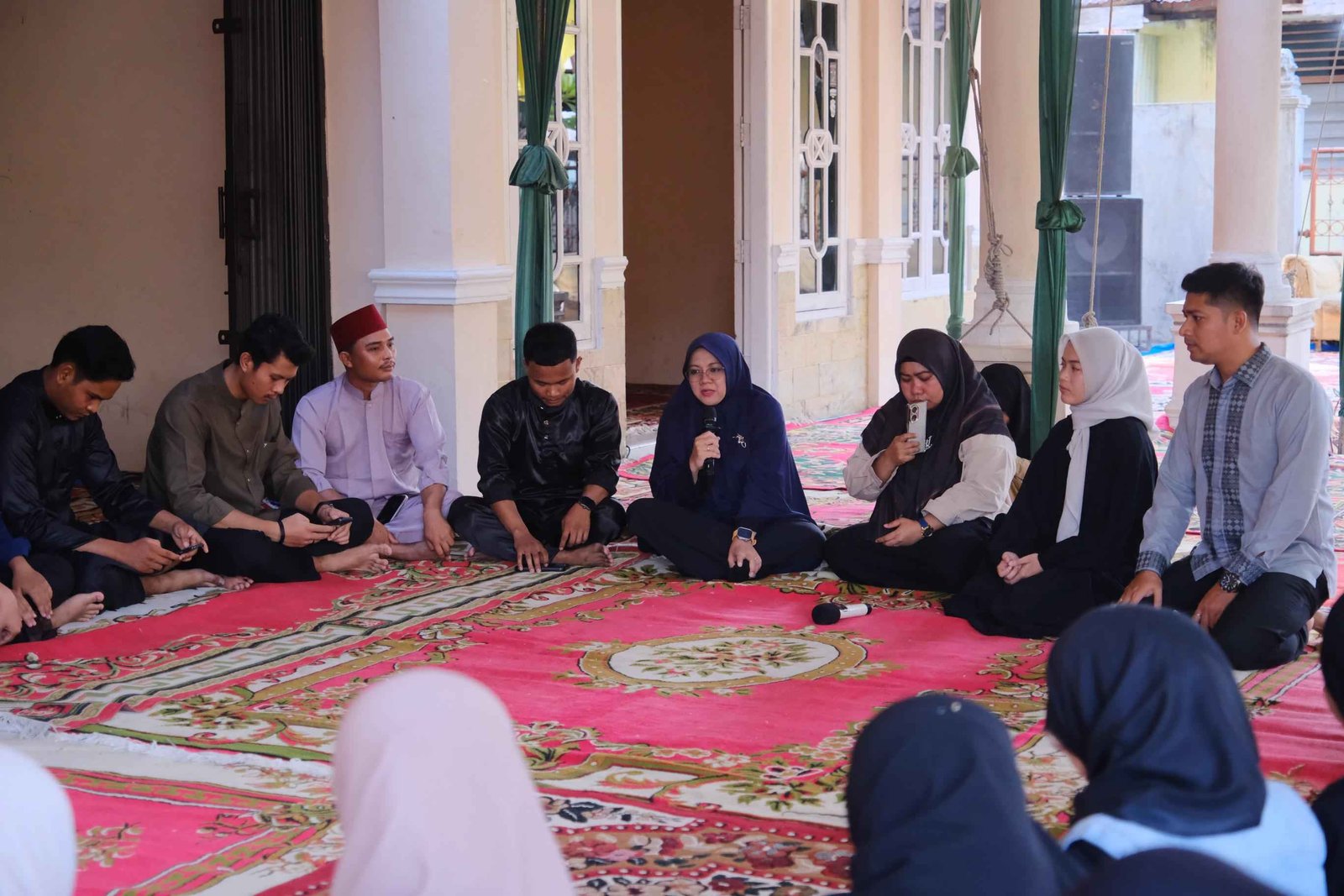 ‎Bupati Afni Zulkifli, buka puasa bersama Mahasiswa asal Siak di pekanbaru, Serap Aspirasi dan Bahas Persoalan Beasiswa