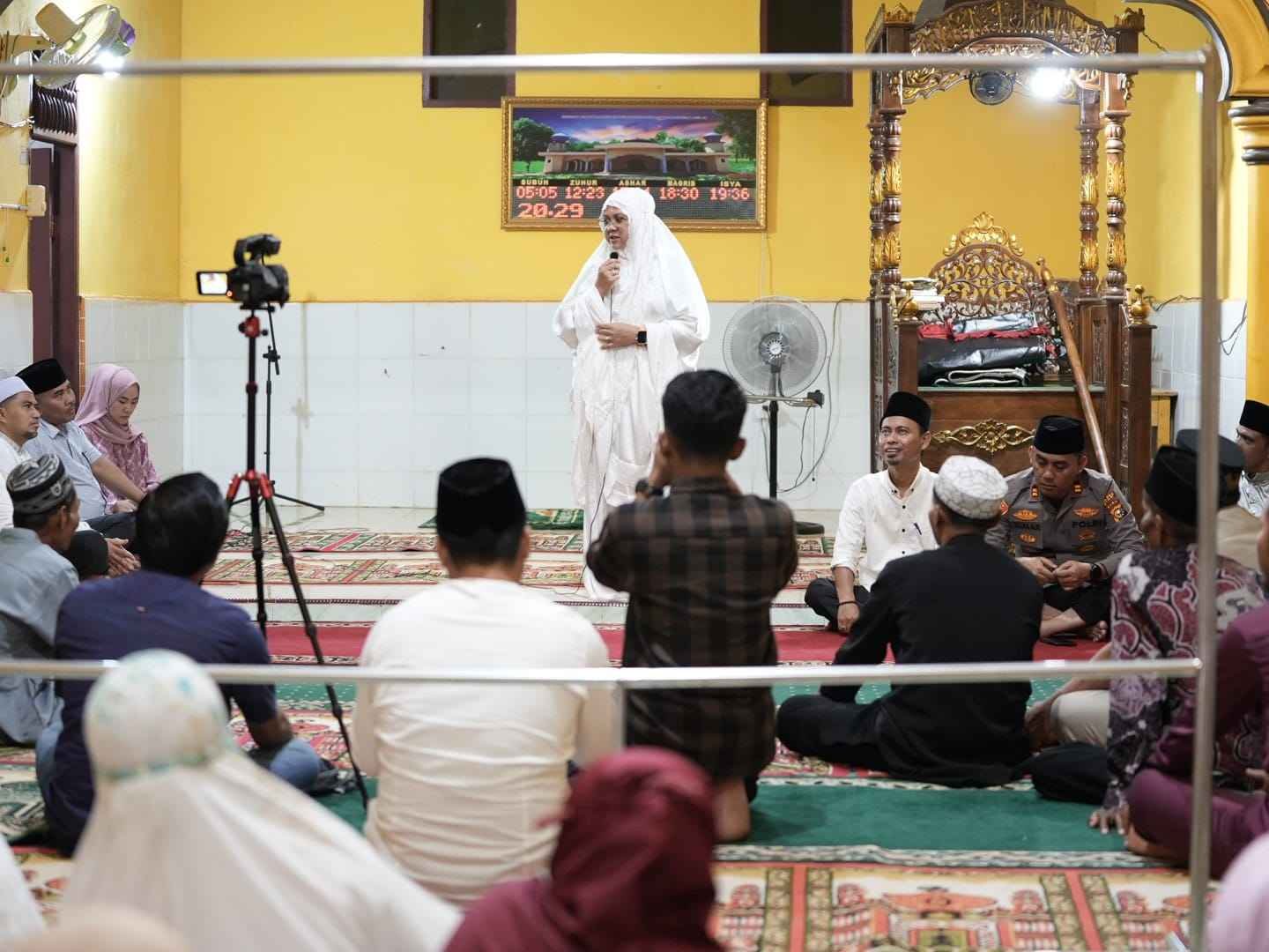 ‎Safari Ramadan di Sabak Auh, Pemkab Siak Salurkan Zakat dan Tekankan Pelayanan Ikhlas